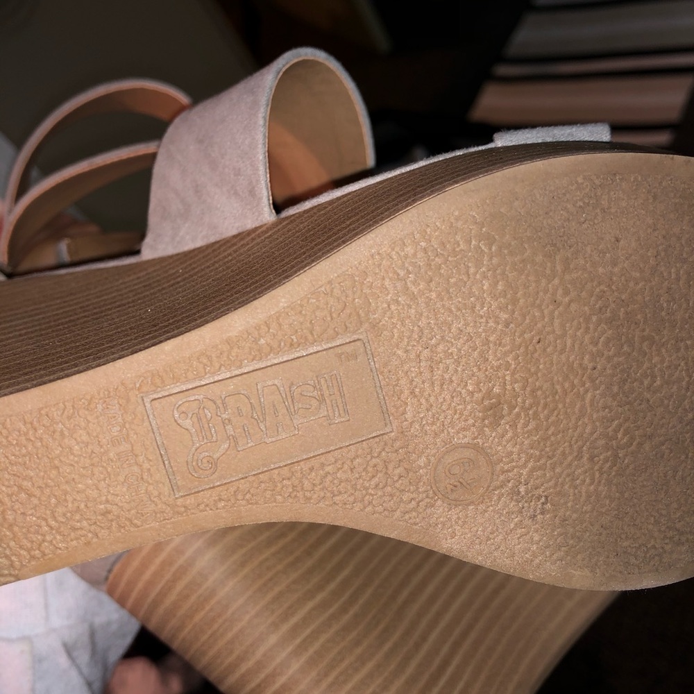 Wedges - Picture 3 of 3
